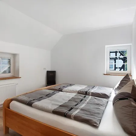 übern Hof Apartamento *