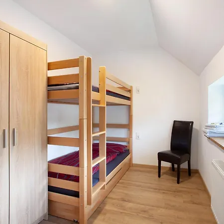 Apartment Uebern Hof
